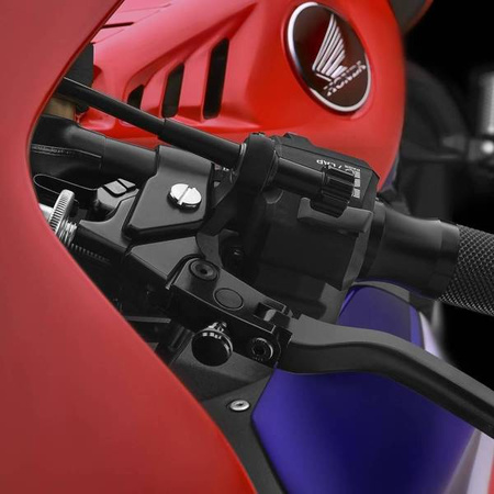 Remote adjuster for brake lever