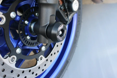 GSG-MOTOTECHNIK Crash pady przedniej osi Yamaha MT-09 2024-2026