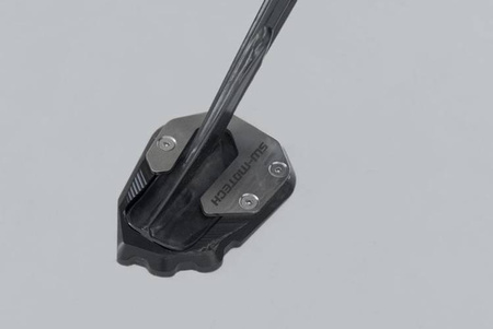 NAKŁADKA NÓŻKI BOCZNEJ SW-MOTECH HARLEY-DAV PAN AMERICA (21-) BLACK/SILVER