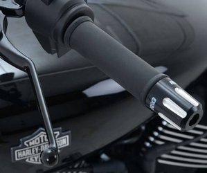 KOŃCÓWKI KIEROWNICY R&G HARLEY-DAVIDSON STREET 500/750, BLACK