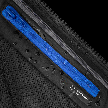 TRACKER MEN JKT BLK Shima