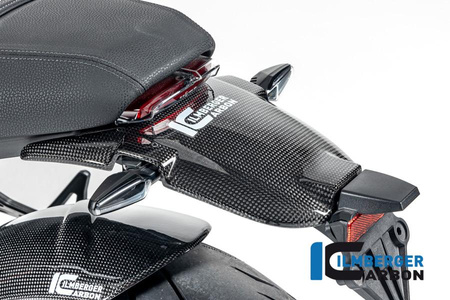 Osłona mocowania kierunkowskazu - carbon glossy BMW R 12 NineT Carbon (od 2024) ILMBERGER CG.BHO.006.R12NT