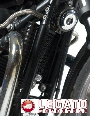 OSŁONA CHŁODNICY OLEJU TRIUMPH BONNEVILLE 08- THRUXTON 08- SCRAMBLER