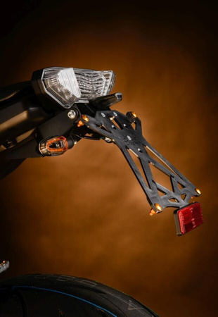 Mocowanie tablicy LighTech YAMAHA MT-09 2013-2016