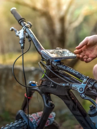 Nakładka przeciwdeszczowa Quad Lock® Original - iPhone 11