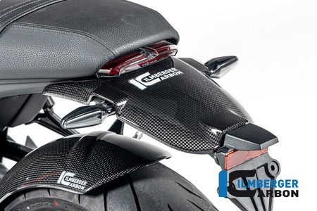 Osłona mocowania kierunkowskazu - carbon glossy BMW R 12 NineT Carbon (od 2024) ILMBERGER CG.BHO.006.R12NT