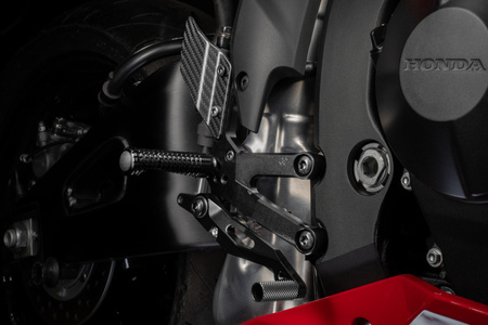 GILLES Sety sportowe podnóżków FXR Honda CBR 600RR 2024-2026