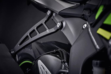 Evotech Performance uchwyt wydechu - Kawasaki ZX6R 2013 - 2018