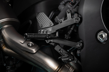 GILLES Sety sportowe podnóżków FXR2 Honda CBR 1000RR 2020-2025