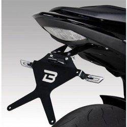 Barracuda Suzuki GSR750 Mocowanie tablicy