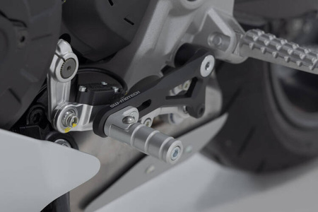 DŹWIGNIA ZMIANY BIEGÓW SW-MOTECH DUCATI MONSTER 821/1200 SUPER SPORT 950 BLACK/SILVER