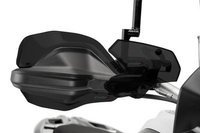 Mocno przyciemniany (F)