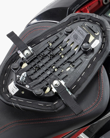 KRIEGA Triumph Street Triple 765 Fit Kit zestaw pasków