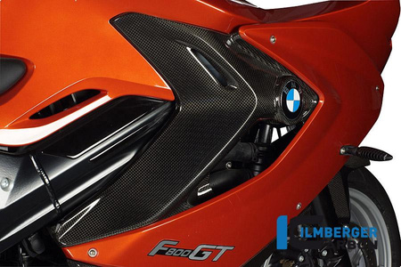 Panel boczny owiewki prawy - carbon BMW F 800 GT (od 2012) ILMBERGER VRO.002.F80GT.K