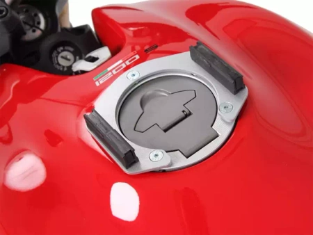 Ducati Monster 797 (2017-2020) Tank ring Lock it