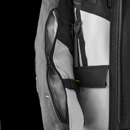 TRACKER MEN JKT GREY Shima