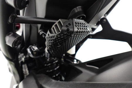 Evotech Performance osłona regulatora napięcia - Honda CB 1000 Hornet 2025+