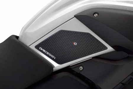 Tankpady boczne PUIG do BMW R1200GS Adv. 06-13 Czarny (N) 20061N