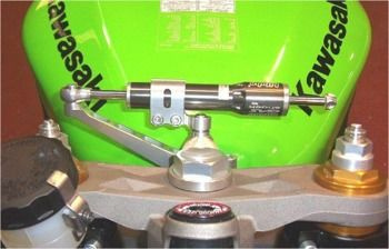 Amortyzator skrętu Bitubo wraz z mocowaniem Kawasaki ZX-6R 2007-2008