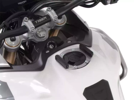 Triumph Tiger 900 Rally/GT/Pro (2020-) Tank ring Lock it