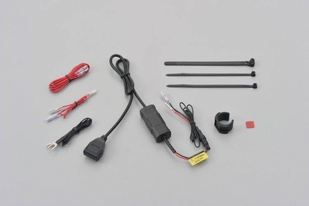 Daytona Źródła zasilania z 1 portem USB na przewodzie do montażu na kierownicy motocykla 99502