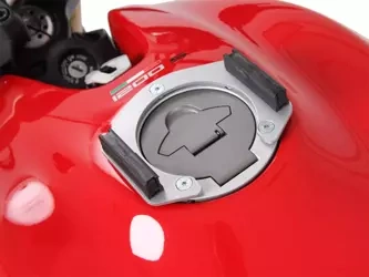 Ducati Monster 797 (2017-2020) Tank ring Lock it