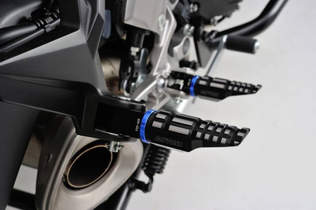 "TKM" Podnóżki pasażera  YAMAHA