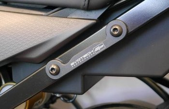 Zaślepki otworów po setach pasażera Evotech Performance BMW S1000RR 2015-2018