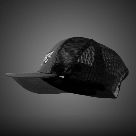 CZAPKA Z DASZKIEM 4SR GREY BADGE