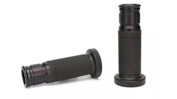 GILLES MANETKI CZARNE