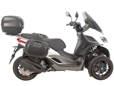 Adapter plate black for universal topcases with universal mounting plate for Piaggio MP3 310 / Sport (2024-)