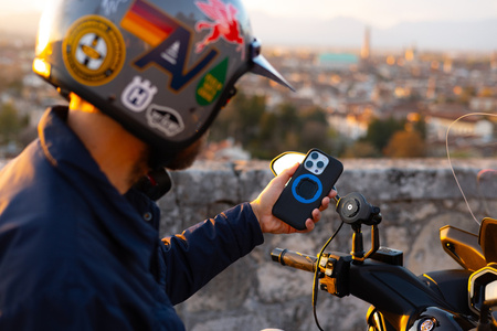 Wodoodporna ładowarka indukcyjna Quad Lock®