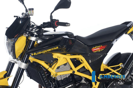 Panel boczny owiewki lewy - carbon HUSQVARNA Nuda 900 (2012-2014) ILMBERGER VSL.005.NUDA9.K