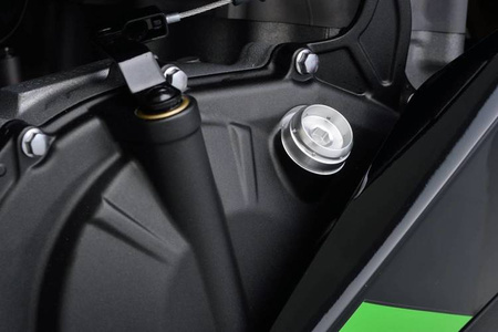 Korek wlewu oleju M20XP2.5 srebrny   