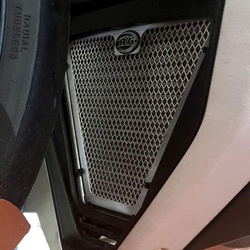 OSŁONA CHŁODNICY OLEJU RG RACING DUCATI PANIGALE V4, V4S and Speciale TITANIUM