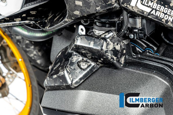 Osłona lewa dyszy wtryskiwacza - matowa czarna BMW R 1300 GS od 2023 Black Diamond Carbon ILMBERGER BM.EDL.031.R23GS