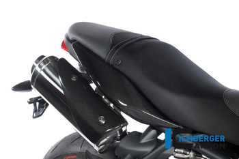 Panel boczny underseat (prawy) carbon - Triumph Street Triple 675 ILMBERGER SDR.008.TRSTR.K