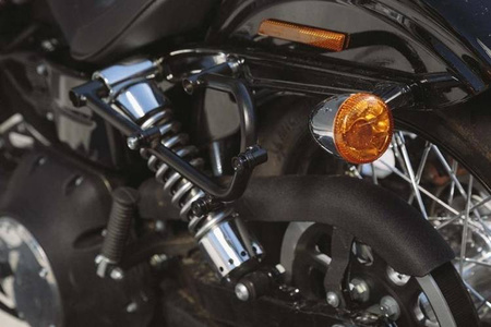 STELAŻ BOCZNY SLC LEWY SW-MOTECH HARLEY DYNA MODELS (09-) BLACK