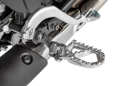 Długodystansowe podnóżki "Works" do Hondy CRF1100L Africa Twin / CRF1100L Adventure Sports 