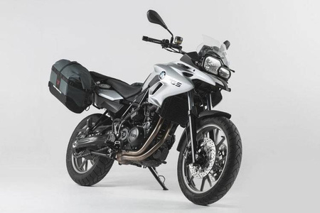 ZESTAW ZABEZPIECZAJĄCY MOTOCYKL SW-MOTECH BMW F 700 GS (12-16)