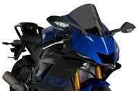 Mocno przyciemniany (F)