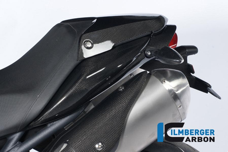 Panel boczny underseat (lewy) - carbon Triumph Speed Triple (2011-now) ILMBERGER SDL.015.TRSPT.K