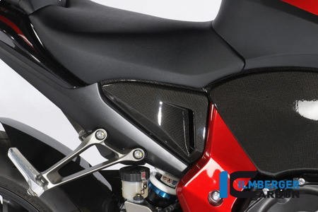 Osłona pod siedzenie lewa carbon - Honda CB 1000 R (od 2008) ILMBERGER SDR.010.CB10R.K