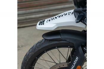 Przedłużenie błotnika do Triumph Rocker 3R 20-24 Czarny (N) 22496N