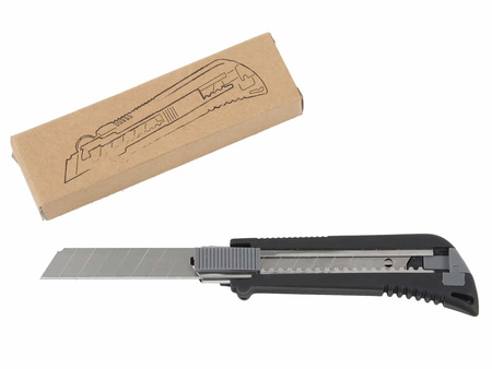 Cutter carpet knife with 4 blades