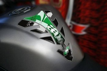 TANKPAD PUIG FUTURE DO MOTOCYKLI KAWASAKI