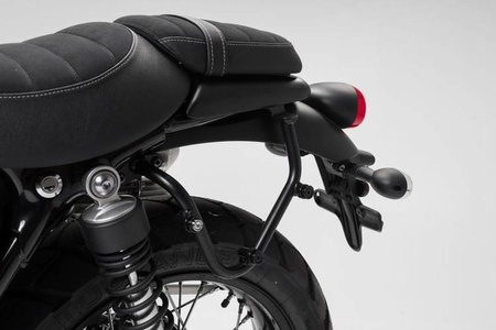 ZESTAW SAKWA I STELAŻ LEGEND GEAR BLACK EDITION SW-MOTECH TRIUMPH STREET SCRAMBLER (16-) BLACK