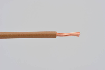 Przewód  AVS0.75  brązowy  2m