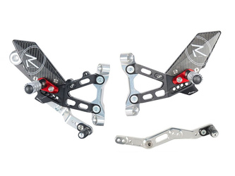 LIGHTECH Sportowe Sety Podnóżków R VERSION Apirlia RS 660 Aprilia Tuono 660