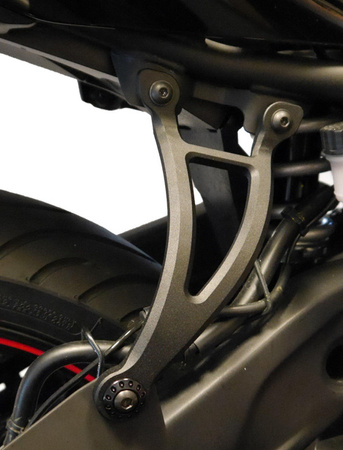 Evotech Performance uchwyt wydechu - Yamaha YZF-R3 (2015+)